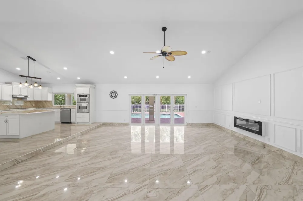 6344 NW 74th Terrace Parkland, FL 33067