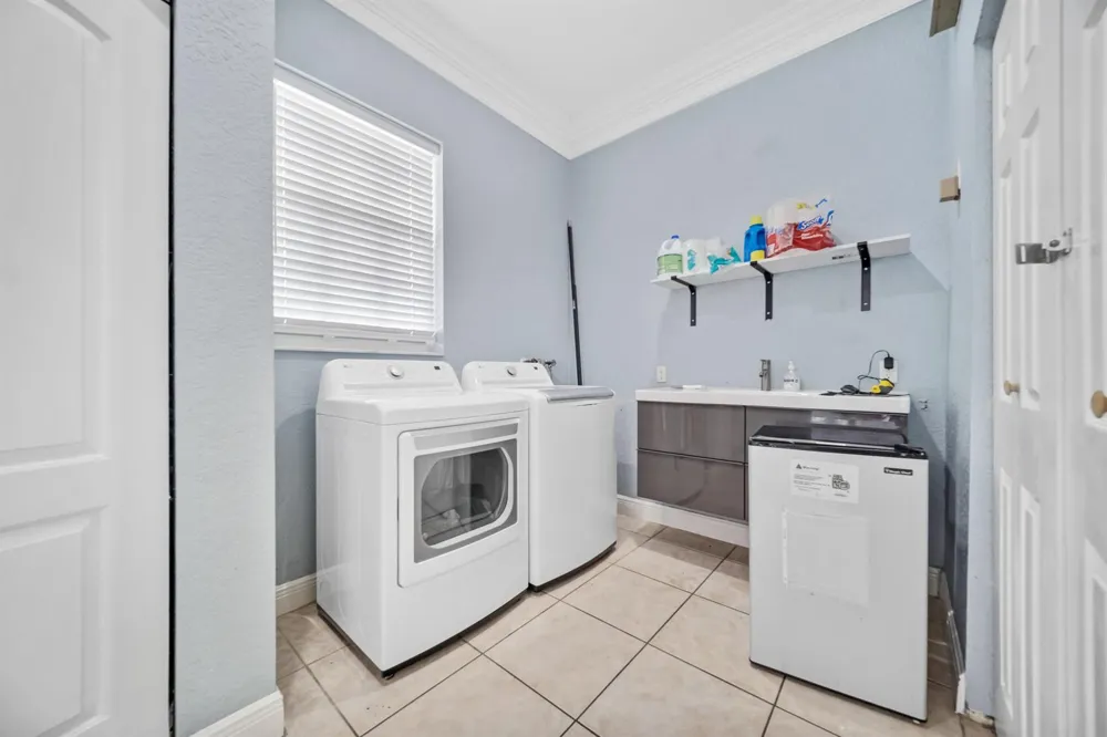 7200 NW 51st Terrace NW Coconut Creek, FL 33073