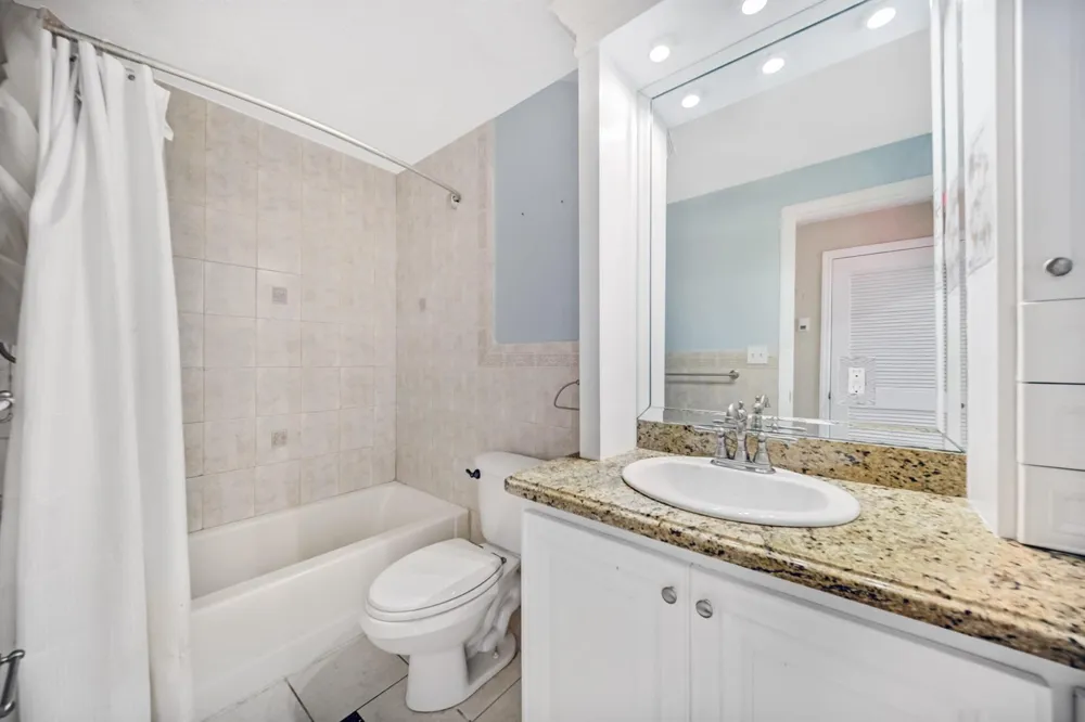 7200 NW 51st Terrace NW Coconut Creek, FL 33073