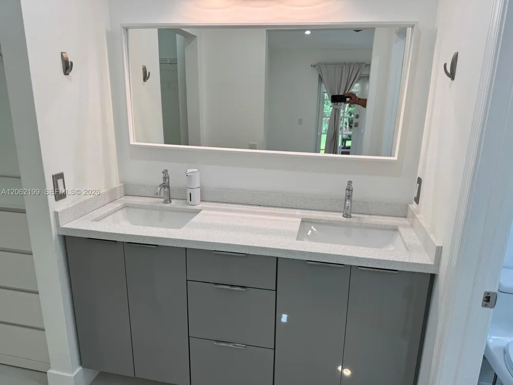 1133 Alexander Bnd Weston, FL 33327