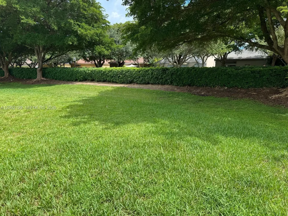 1133 Alexander Bnd Weston, FL 33327