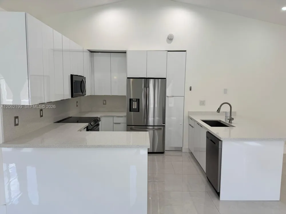 1133 Alexander Bnd Weston, FL 33327