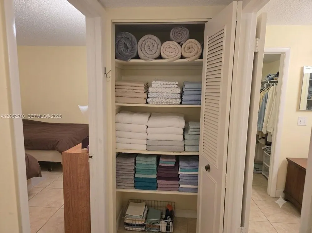 8065 SW 107th Ave #301 Miami, FL 33173