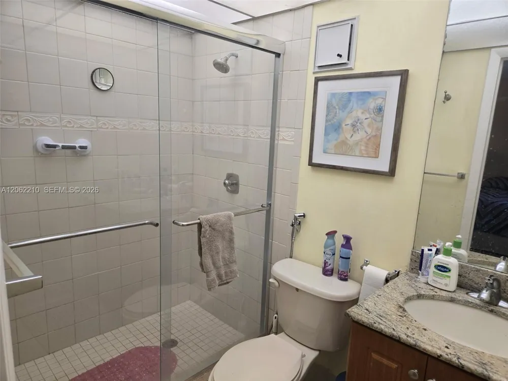 8065 SW 107th Ave #301 Miami, FL 33173