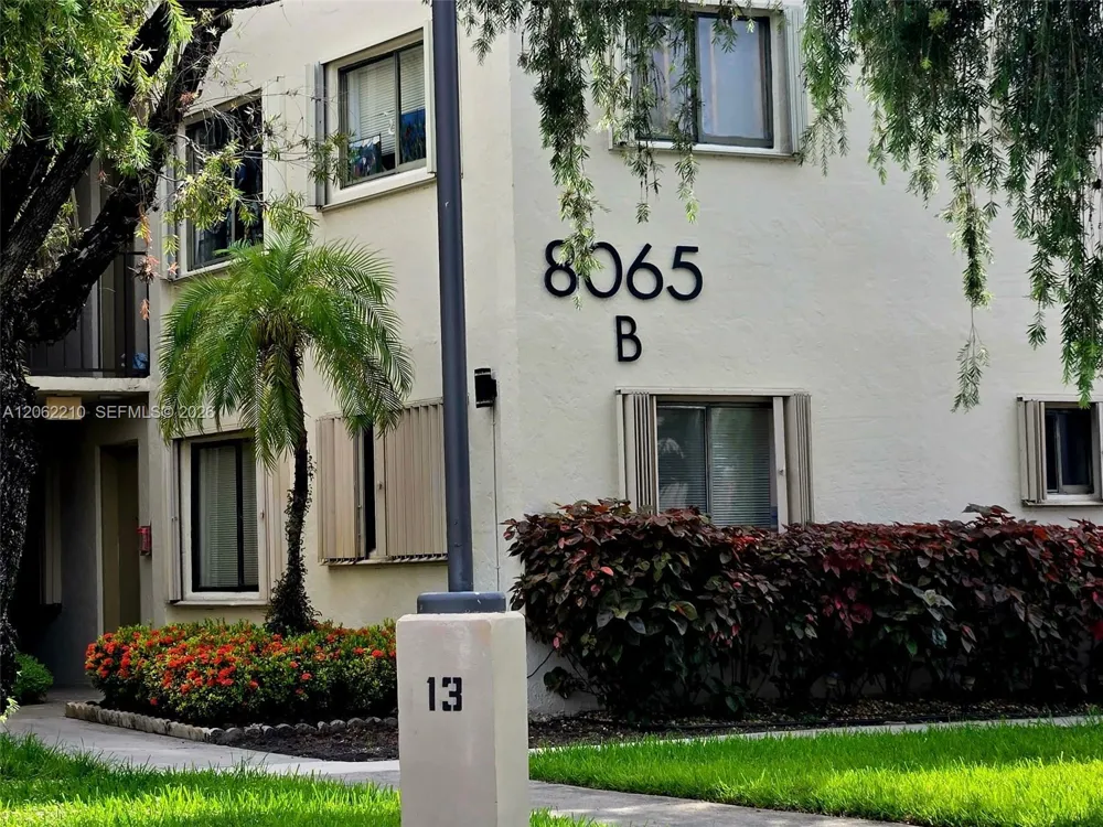 8065 SW 107th Ave #301 Miami, FL 33173