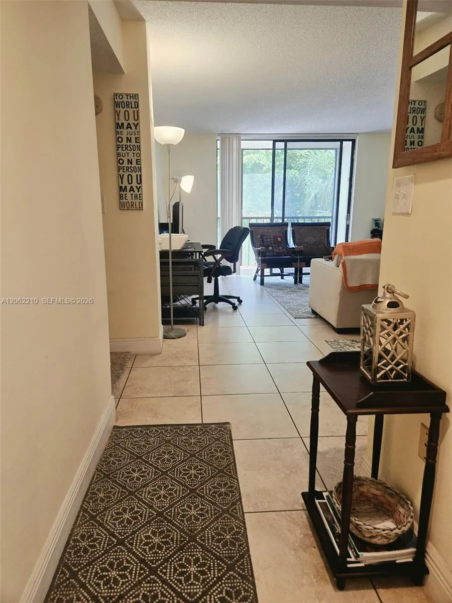 8065 SW 107th Ave #301 Miami, FL 33173