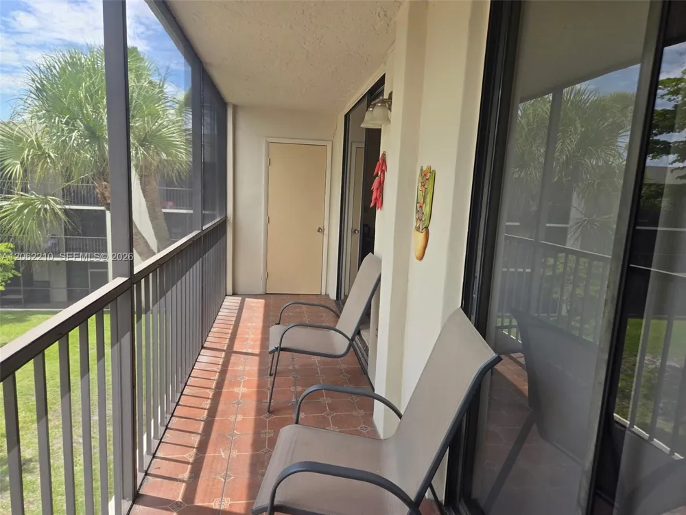 8065 SW 107th Ave #301 Miami, FL 33173