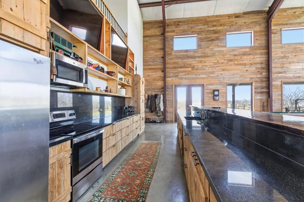 3750 County Road 185 Anderson, TX 77830