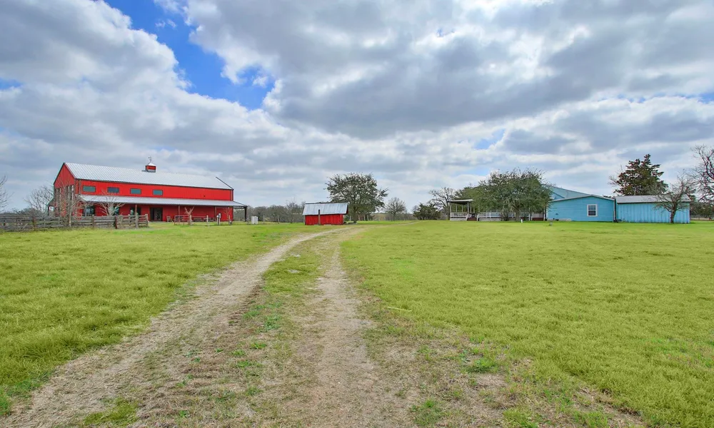 3750 County Road 185 Anderson, TX 77830