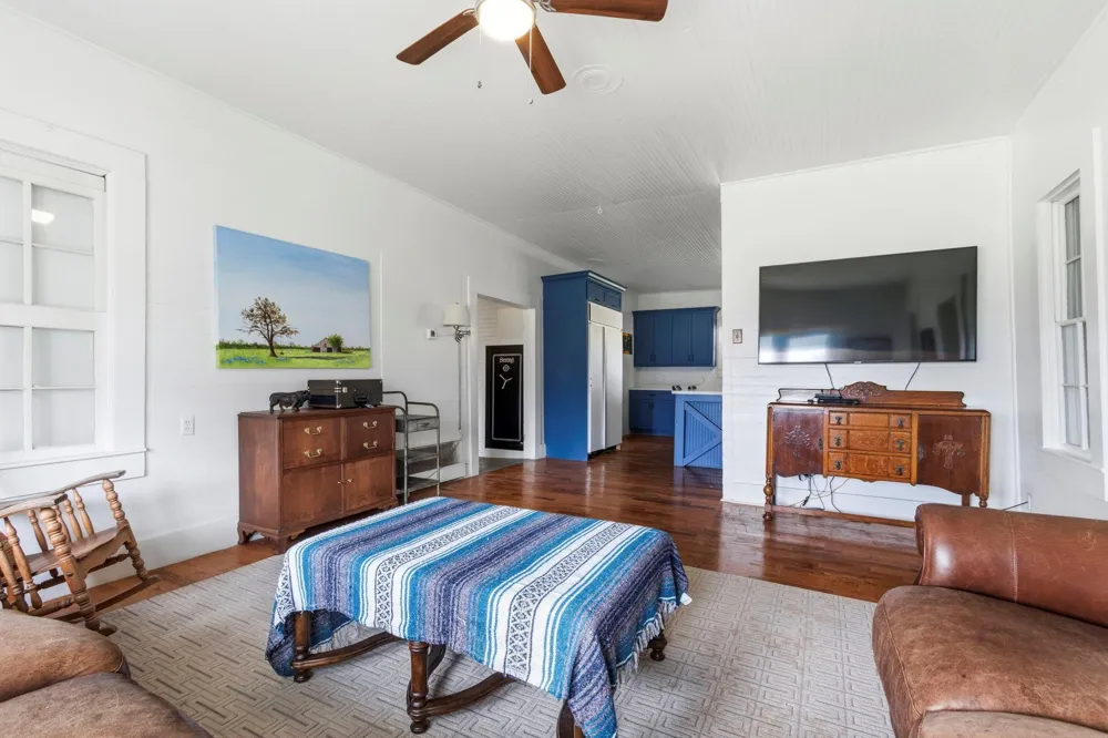3750 County Road 185 Anderson, TX 77830