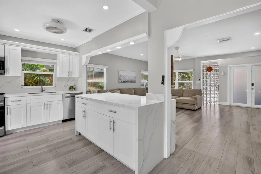 615 NE 13TH AVENUE Fort Lauderdale, FL 33304