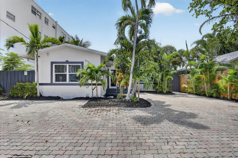 615 NE 13TH AVENUE Fort Lauderdale, FL 33304