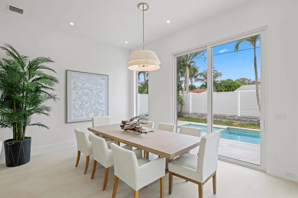 533 Driftwood Road North Palm Beach, FL 33408
