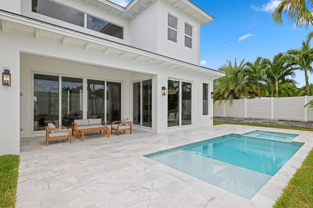 533 Driftwood Road North Palm Beach, FL 33408