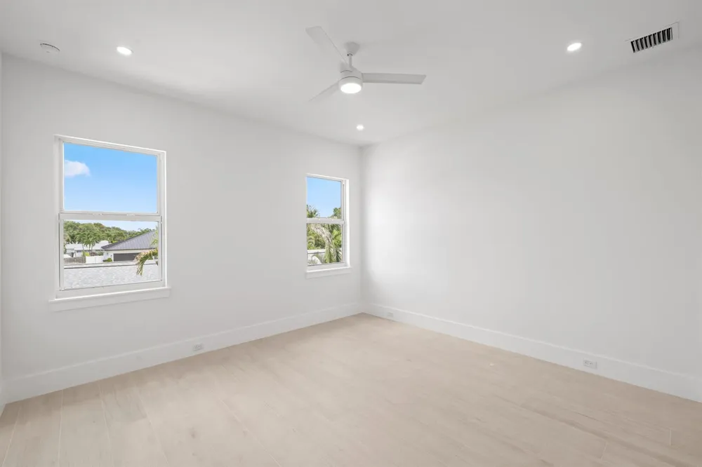 533 Driftwood Road North Palm Beach, FL 33408