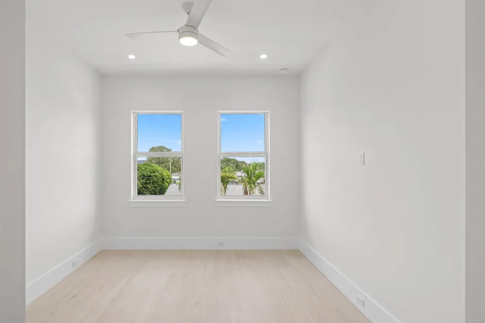 533 Driftwood Road North Palm Beach, FL 33408