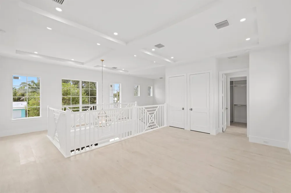 533 Driftwood Road North Palm Beach, FL 33408