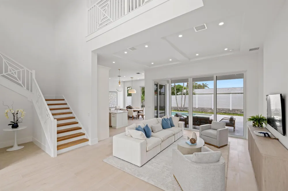 533 Driftwood Road North Palm Beach, FL 33408