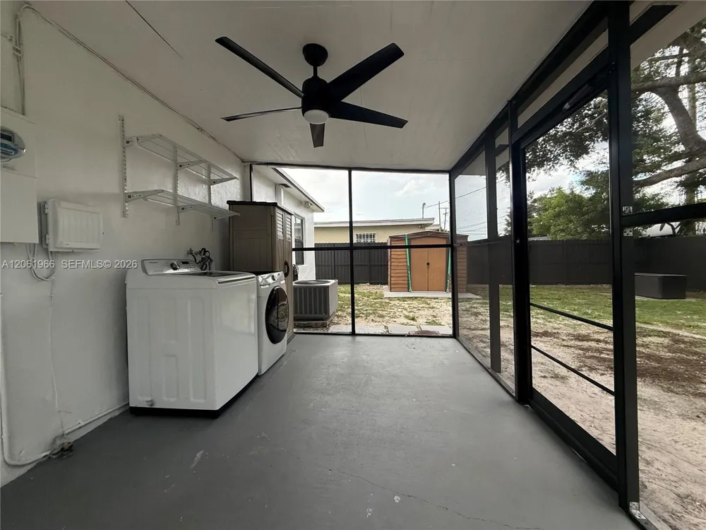 2520 NW 155th St Miami Gardens, FL 33054