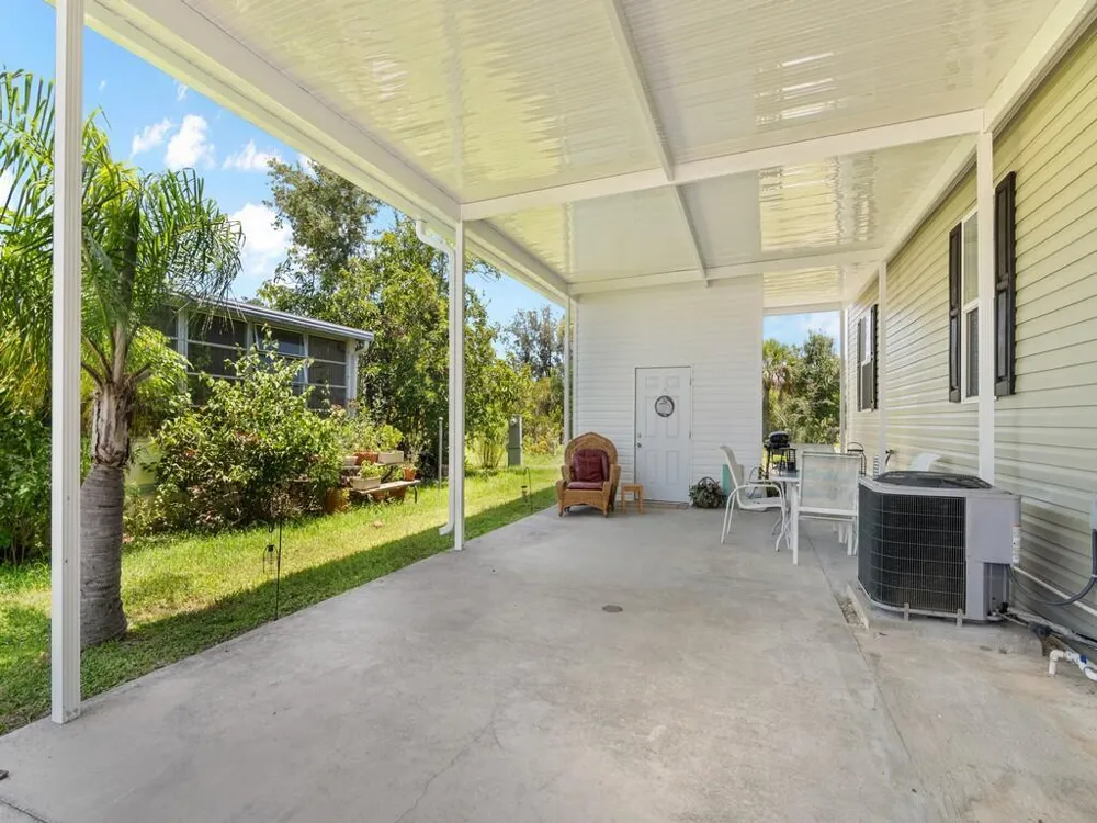 309 Mockingbird Avenue Fort Pierce, FL 34982