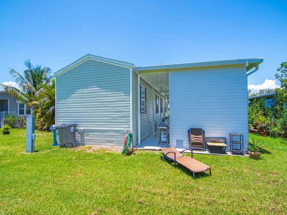 309 Mockingbird Avenue Fort Pierce, FL 34982