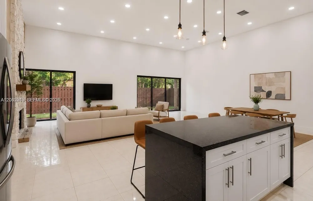 601 Leslie Dr #0 Hallandale Beach, FL 33009