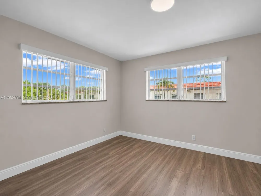 22 SE 3rd Ter #37 Dania Beach, FL 33004