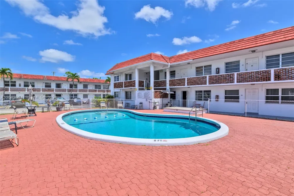 22 SE 3rd Ter #37 Dania Beach, FL 33004