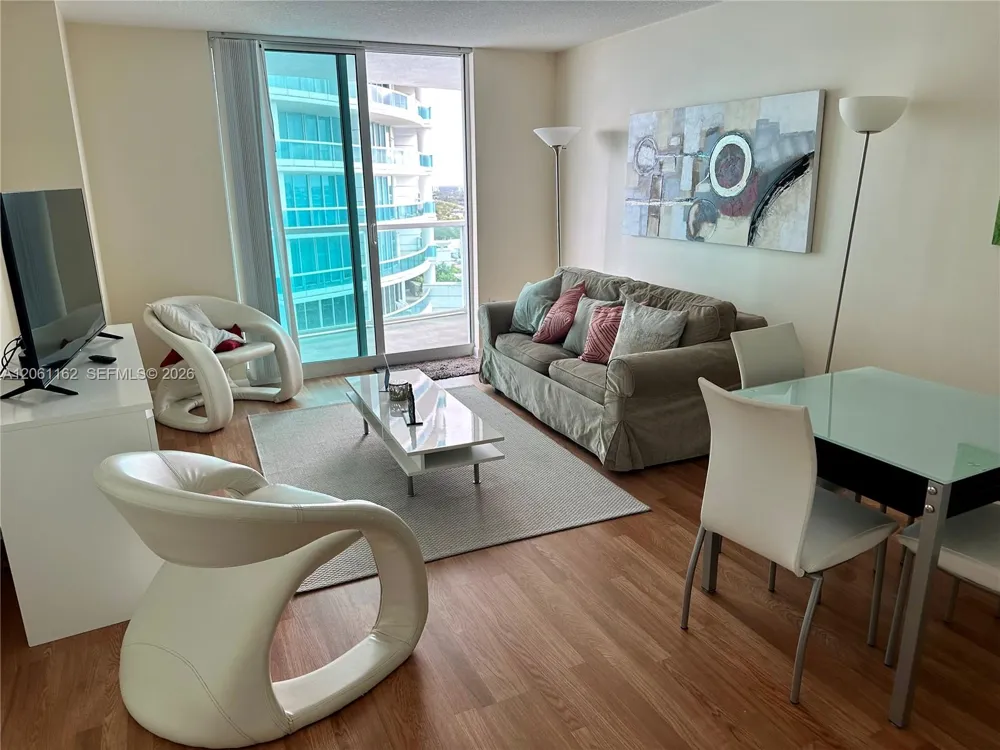 2101 Brickell Ave #1908 Miami, FL 33129