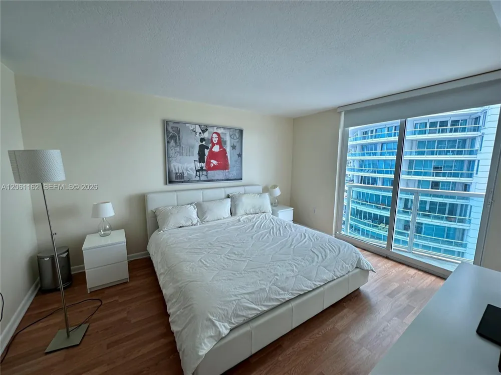 2101 Brickell Ave #1908 Miami, FL 33129