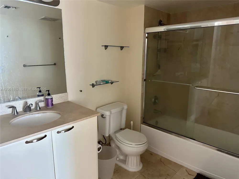 2101 Brickell Ave #1908 Miami, FL 33129