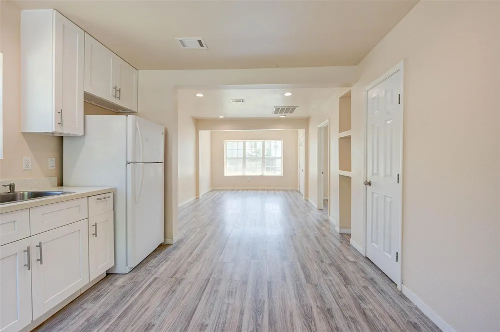 8709 Knox Street Houston, TX 77088