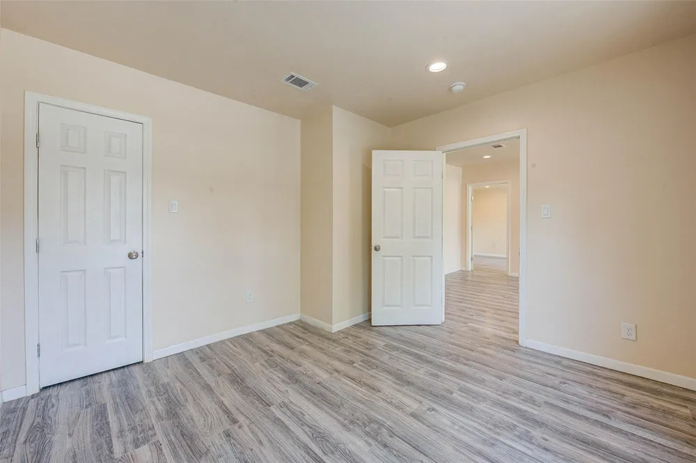 8709 Knox Street Houston, TX 77088