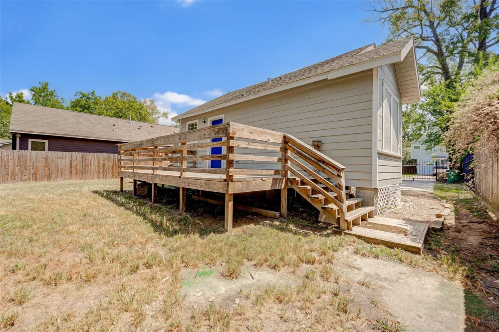8709 Knox Street Houston, TX 77088