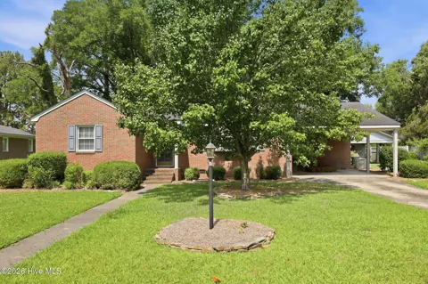 3284 Walnut Street