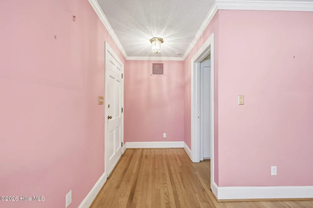 3284 Walnut Street Farmville, NC 27828