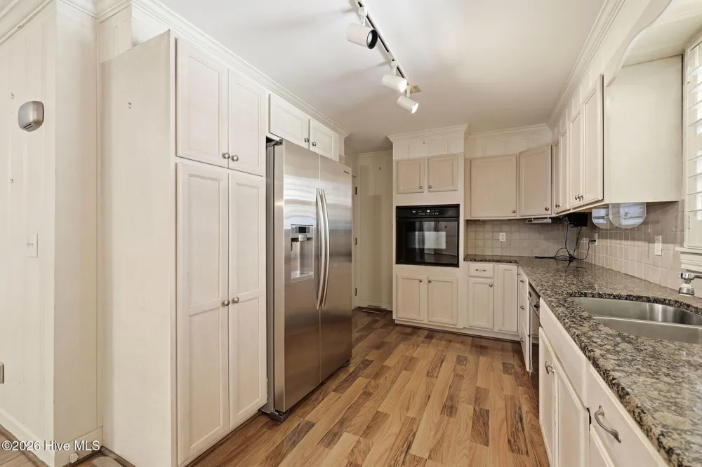 3284 Walnut Street Farmville, NC 27828