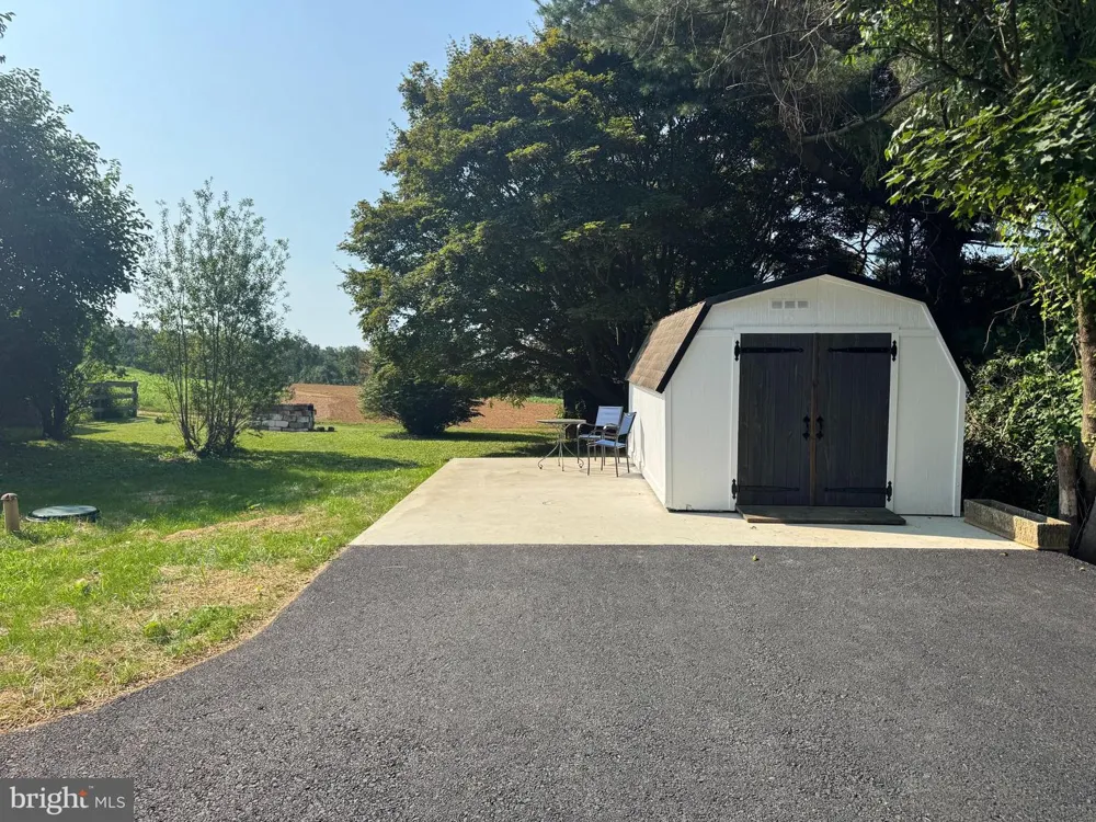 1791 WHITE OAK ROAD Strasburg, PA 17579