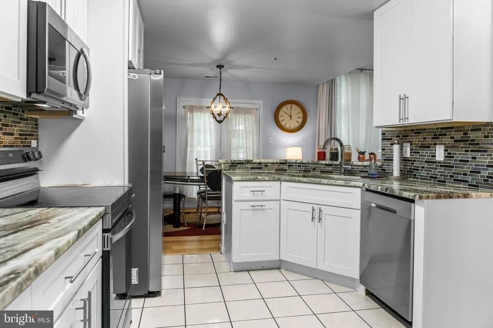 19017 AMARILLO DRIVE #166 Germantown, MD 20874
