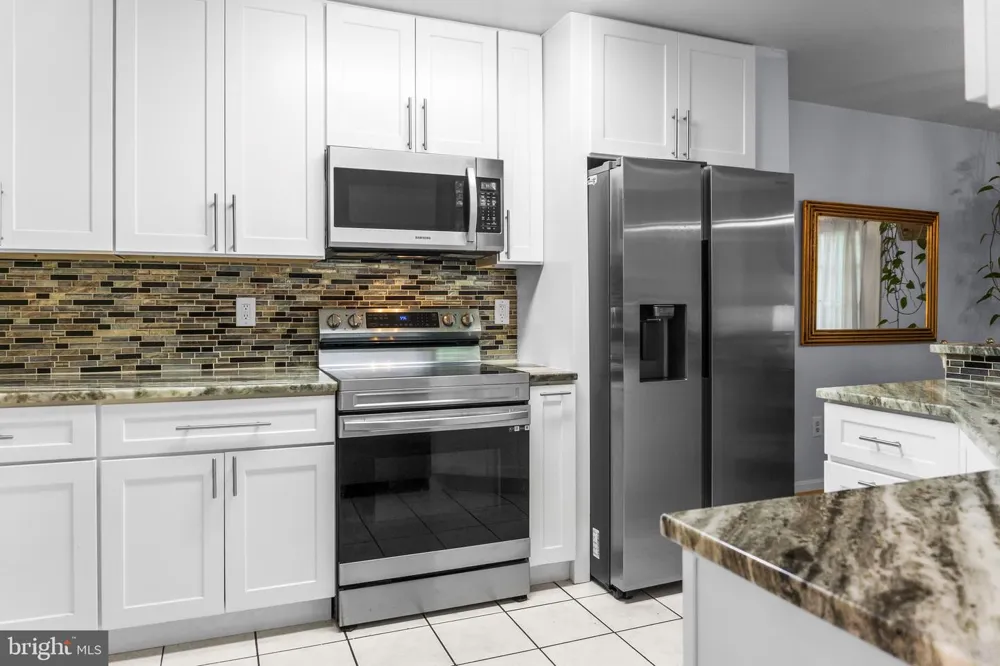 19017 AMARILLO DRIVE #166 Germantown, MD 20874