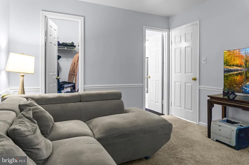 19017 AMARILLO DRIVE #166 Germantown, MD 20874