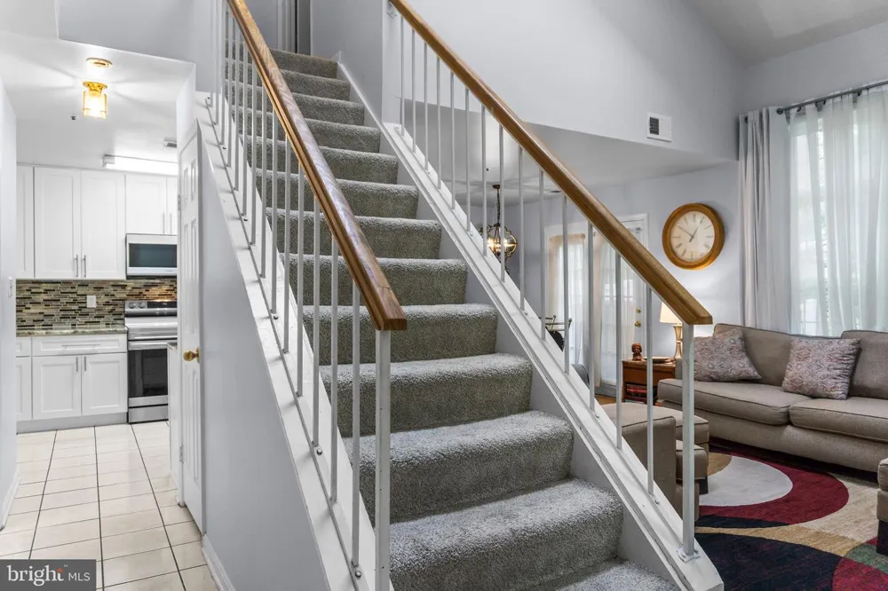 19017 AMARILLO DRIVE #166 Germantown, MD 20874