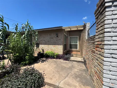 3428 Willowrun #1