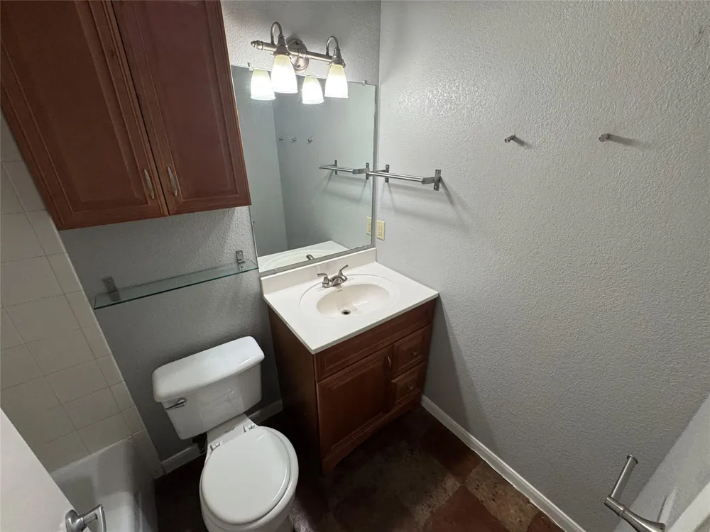 3428 Willowrun #1 Austin, TX 78704