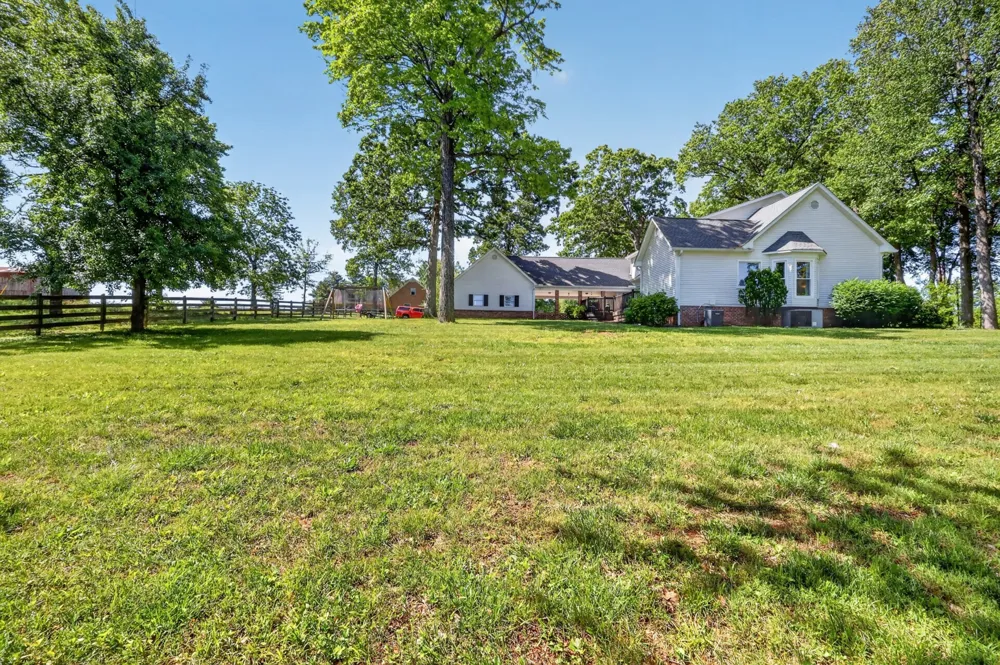 640 Denning Ford Rd Portland, TN 37148