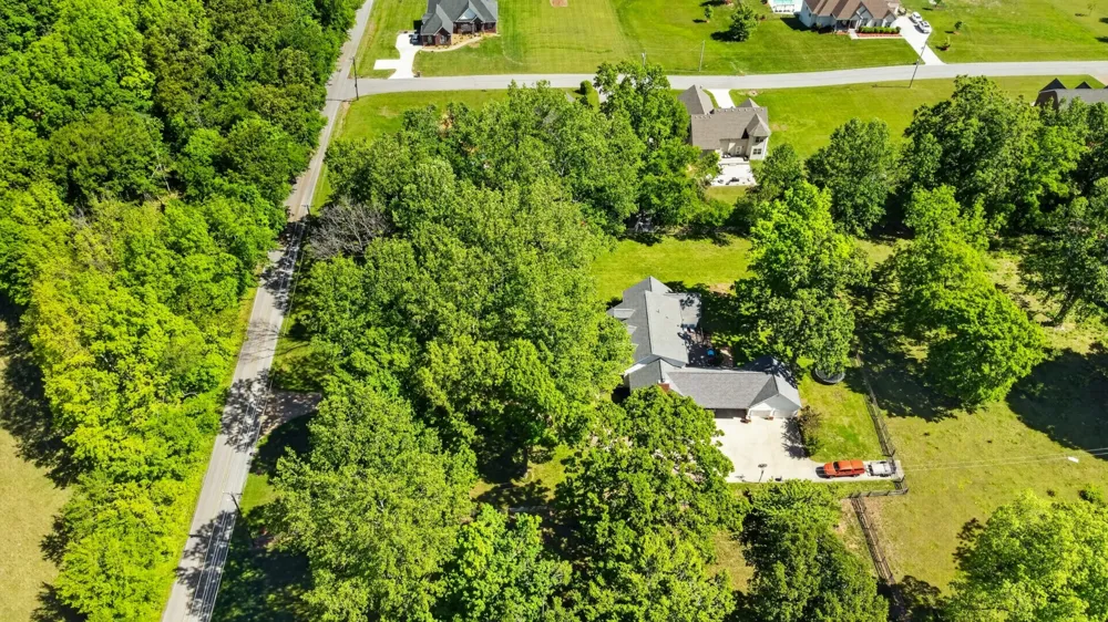 640 Denning Ford Rd Portland, TN 37148