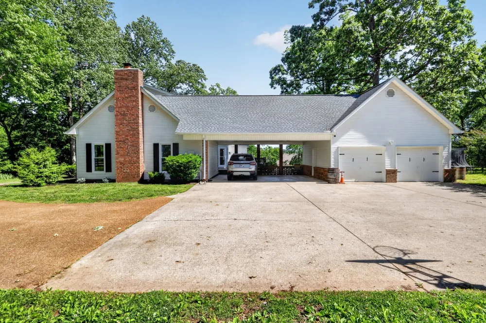 640 Denning Ford Rd Portland, TN 37148