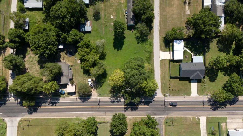 904 Piedmont Drive Navasota, TX 77868