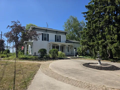 427 S Main