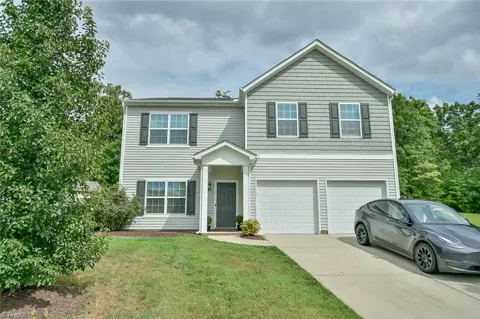 1017 Scotch Pine Way